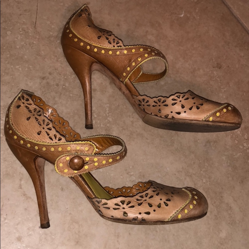 McQueen Beige Mary Jane Pumps